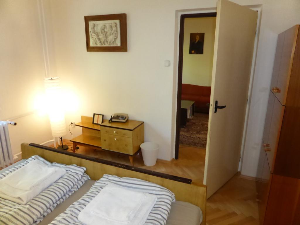 Retro Apartment เบรซโน ภายนอก รูปภาพ